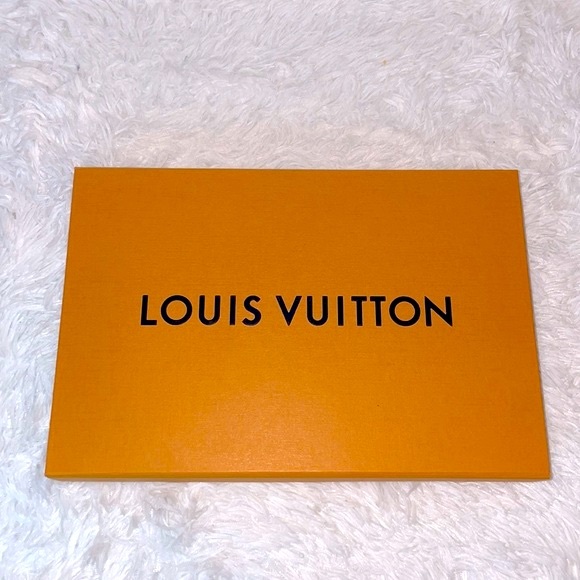 New Louis Vuitton Limited Edition Damier Denim Mono Patchwork Elizabeth Pouch - Picture 12 of 13